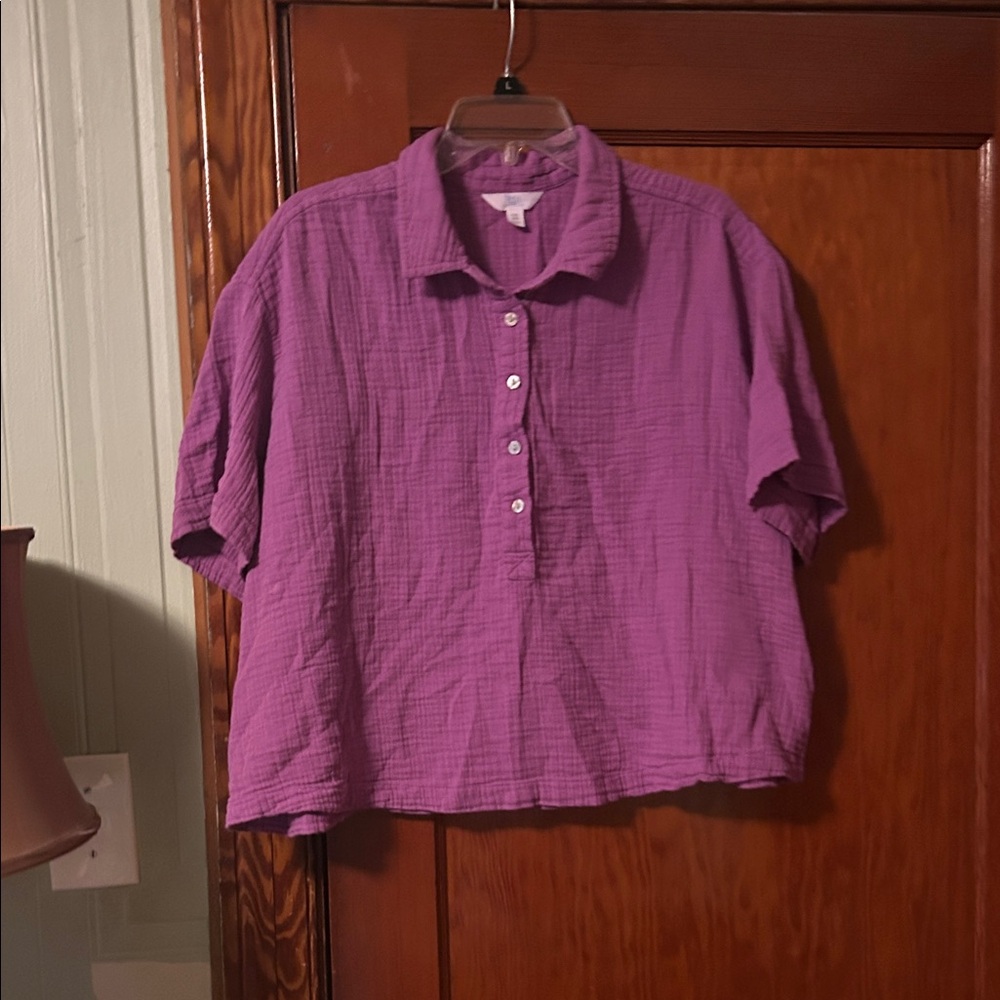 Cropped Short-Sleeve Button-Front Shirt